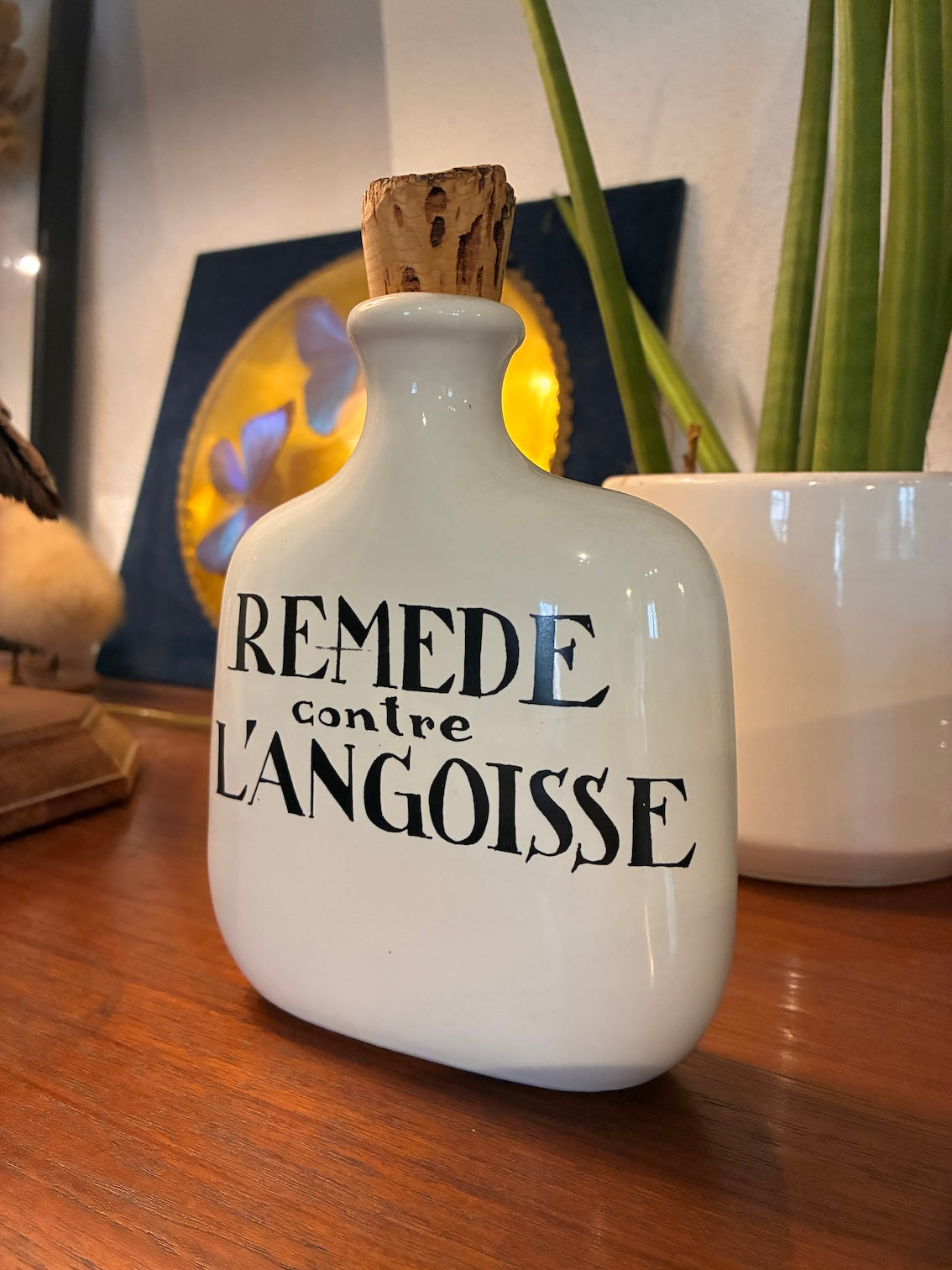 Bouteille / flasque / flacon vintage en céramique Remède contre l'angoisse