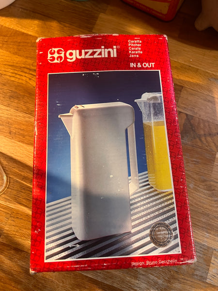 Pichet vintage In & Out par Bruno Gecchelin pour Guzzini - Années 1990