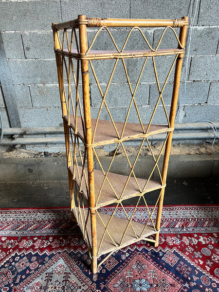 Etagère haute vintage en bambou et rotin à 4 étages