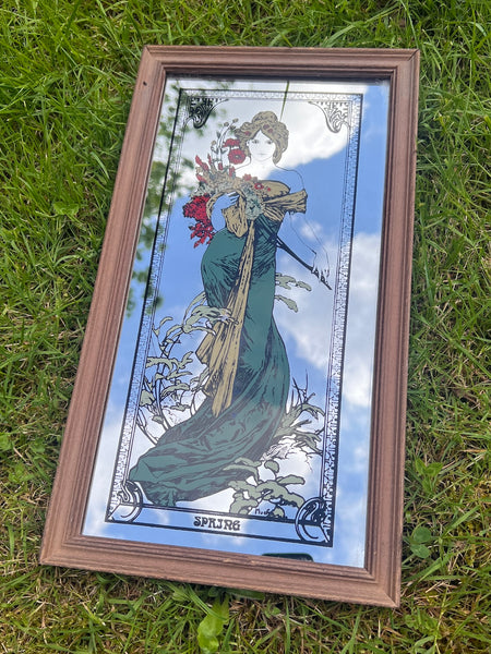 Miroir vintage sérigraphié Spring (Printemps) par Alphonse Mucha - 41,5 x 22,5cm