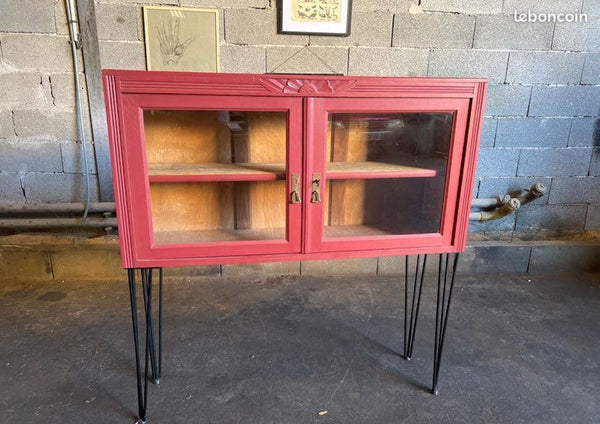 Vitrine / bibliothèque customisée / relookée sur pieds métal