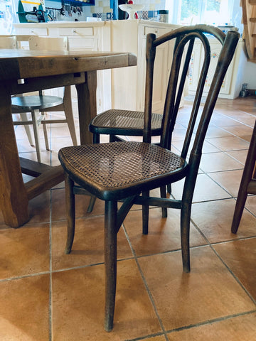 Chaise de bistrot en bois cannée vintage EV