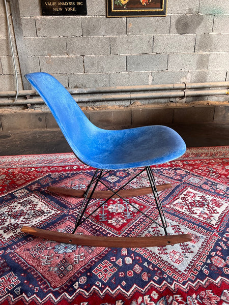 Rocking chair / chaise à bascule RSR Chair de Ray et Charles EAMES pour Herman MILLER - 1963